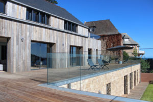 Rénovation et surélévation d'une maison à Trestraou, Perros-Guirec